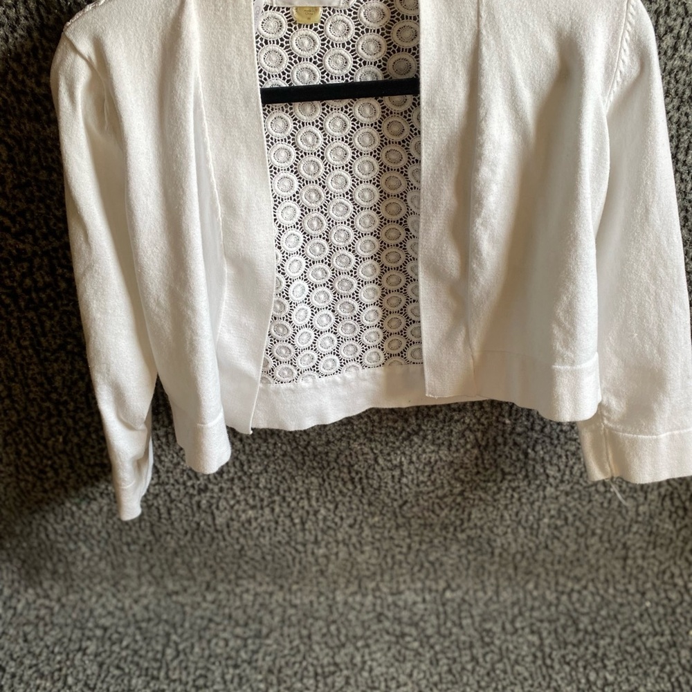 Calvin Klein White Cropped Open-Front sweater with Lace Back - Picture 2 of 8